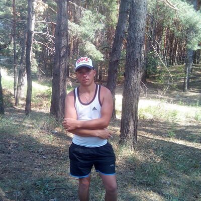  ,   Leonid, 37 ,   , 