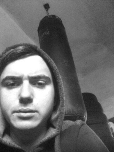  ,   Vitalik, 26 ,   