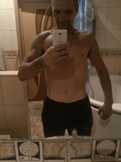  ,   Sergej, 40 ,   