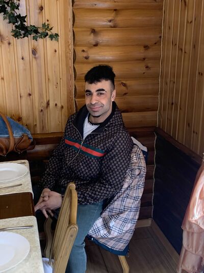  ,   BerliN, 34 ,   ,   