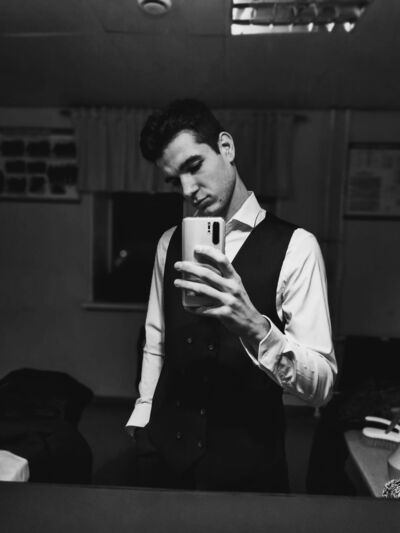  -,   , 25 ,   ,   