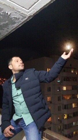 Знакомства Новороссийск, фото мужчины Дмитрий, 33 года, познакомится для флирта, любви и романтики, cерьезных отношений