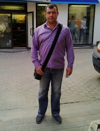  ,   Vladislav, 52 ,     , c , 