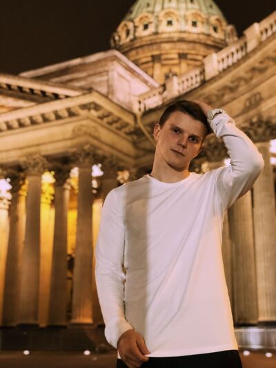  ,   Vasil, 19 ,   ,   