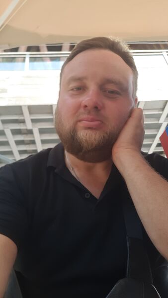  ,   Nikita, 40 ,   