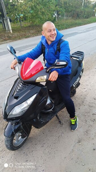  ,   Andr, 37 ,   ,   , c 