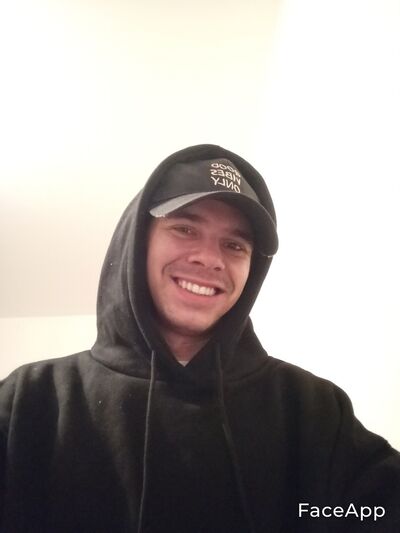  ,   Viktor, 27 ,   ,   