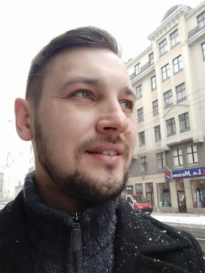  ,   Renars, 39 ,   c 