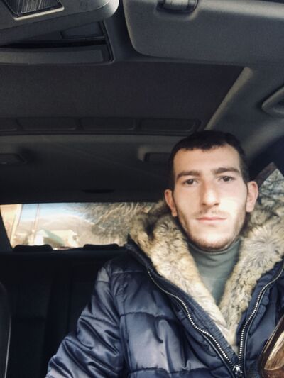  ,   Gagik, 25 ,   ,   
