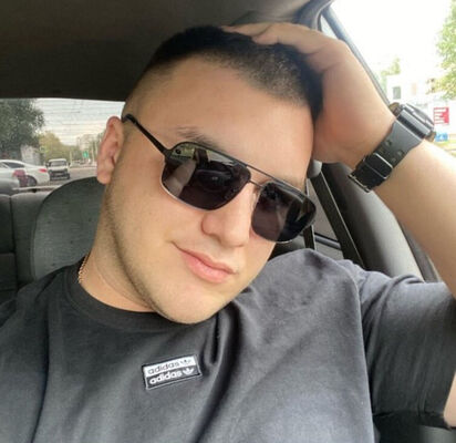  ,   Joni, 32 ,   ,   