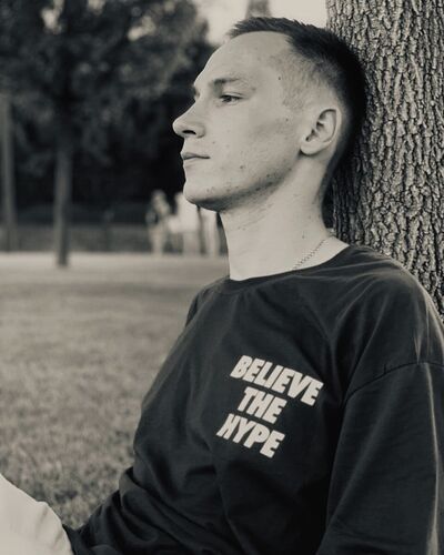  ,   Steffen, 30 ,   ,   , c 