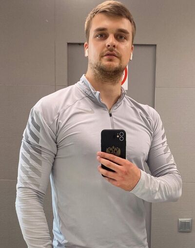  ,   Victor, 32 ,     , c 