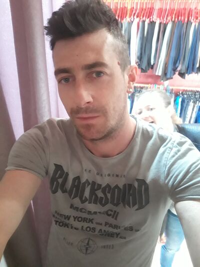  ,   Salvador, 42 ,   ,   , c 