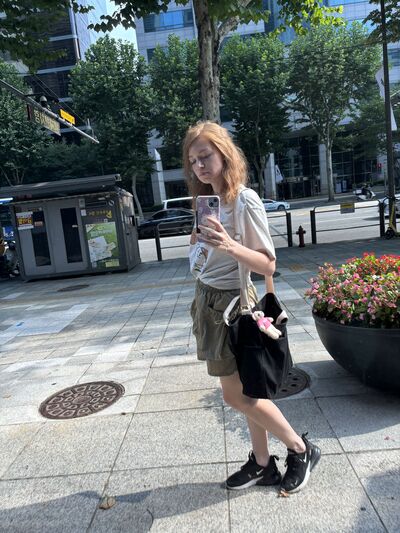  ,   Elena, 37 ,   ,   