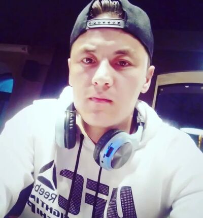  ,   Zhasulan, 31 ,   ,   