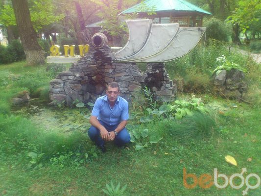  ,   Artur, 45 ,  