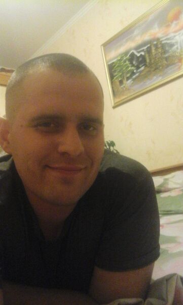  ,   Cris, 38 ,   
