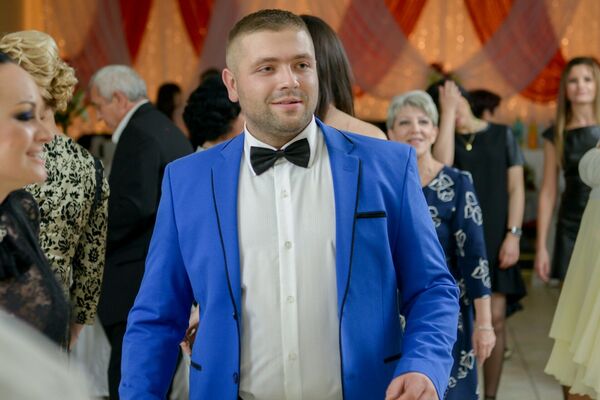  ,   Michael, 33 ,   ,   , c 
