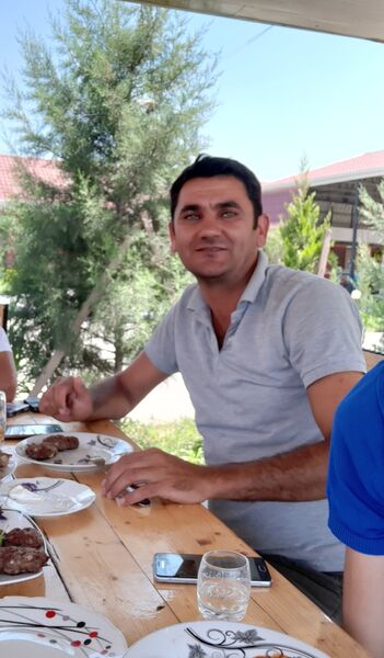  ,   Sadiq, 43 ,   ,   , c 