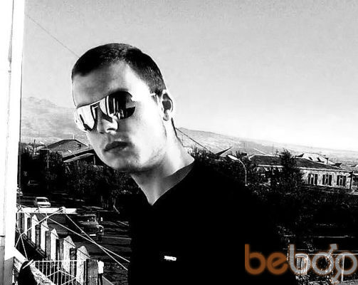 ,   Albert, 33 ,   