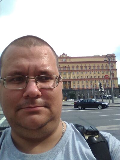  ,   Sergei, 37 ,   ,   