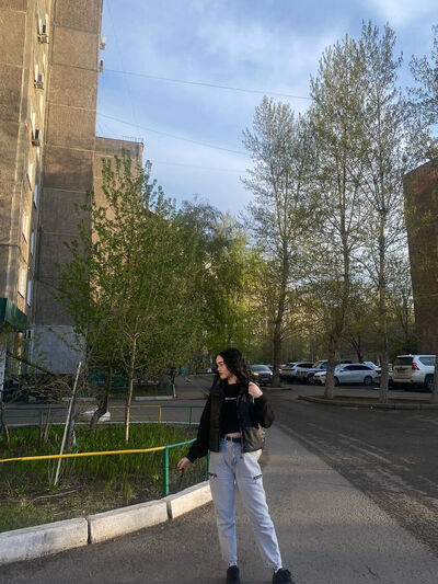  ,   Milana, 21 ,     , c , 