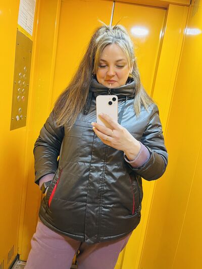  ,   Ekaterina, 33 ,   