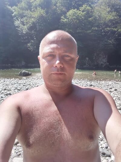  ,   Mamuka, 42 ,   ,   , c 