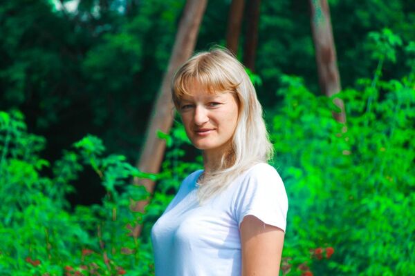  ,   Elena, 37 ,     , c , 