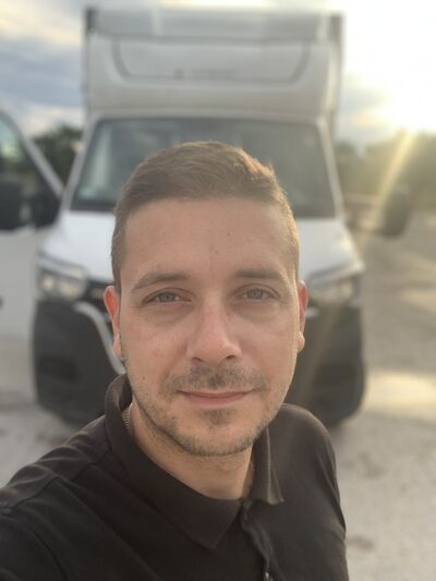  Piaseczno,   Kirill, 39 ,   ,   , c , 