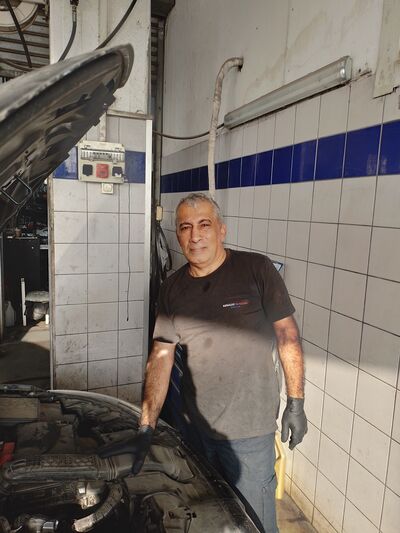  King George,   , 61 ,   ,   