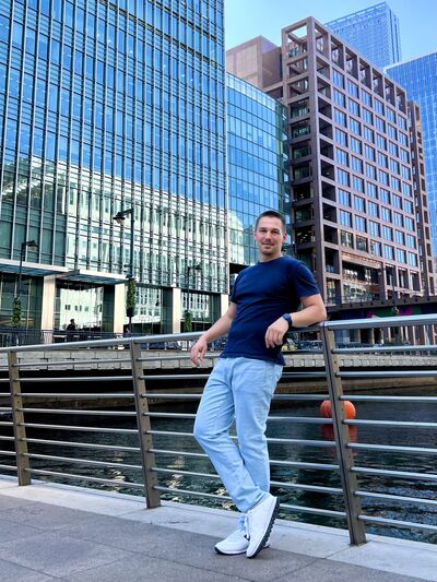  ,   Ivan, 28 ,   ,   