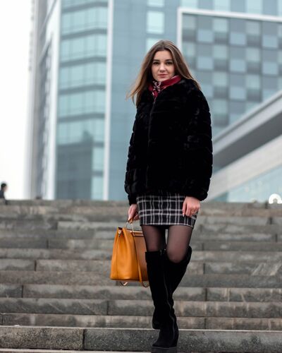  ,   Helga, 25 ,   ,   , c 