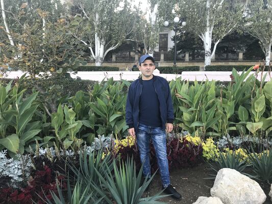  ,   Karen, 43 ,   c 