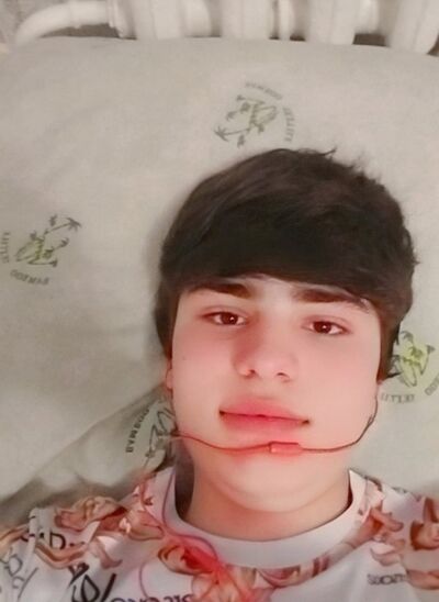  ,   Ali, 20 ,   