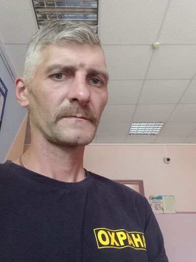  ,   Igor, 39 ,   ,   