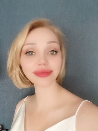  ,   Elena, 44 ,   ,   