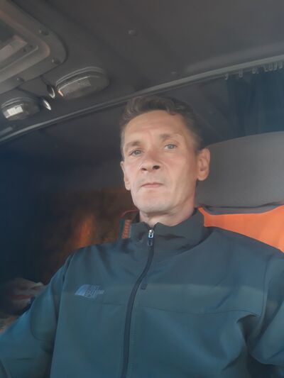  ,   Valery, 47 ,   ,   , c 