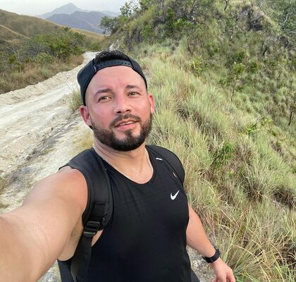  Alamo,   Macias, 43 ,   ,   