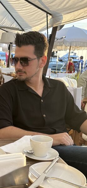  ,   Sam, 37 ,   ,   