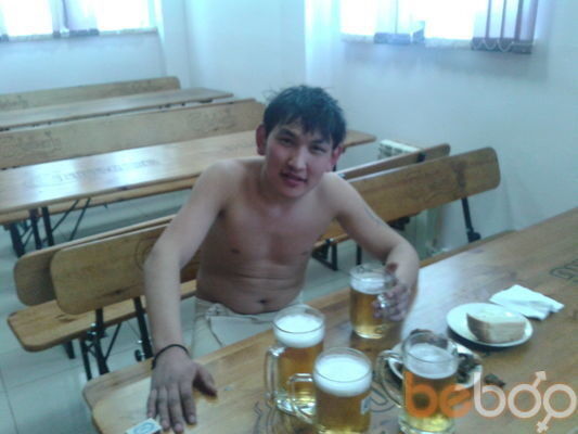  ,   Nursultan, 33 ,   ,   , c 