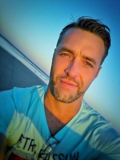  Bro,   Andrei, 49 ,   ,   , c 