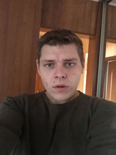   ,   Maxim, 32 ,   ,   