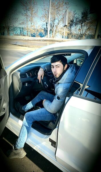  ,   Albert, 28 ,   ,   
