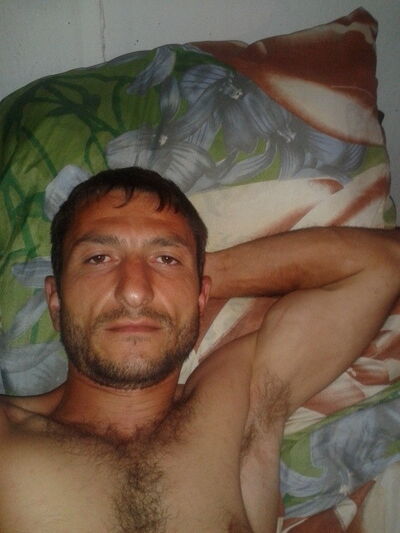  -,   Artur, 38 ,   ,   , c 
