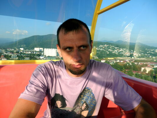  ,   Denis, 40 ,   ,   , c , 