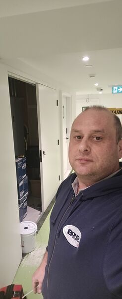  ,   Dima, 48 ,   ,   