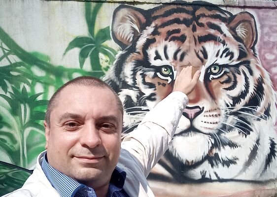  ,   Vitalii, 50 ,   ,   , c 