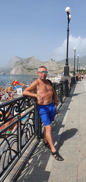 ,   Boris, 43 ,   ,   , c 