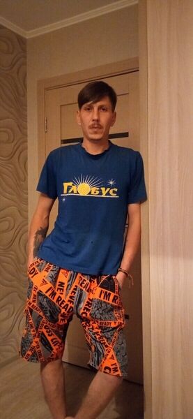  ,   NIK, 37 ,   ,   , c 